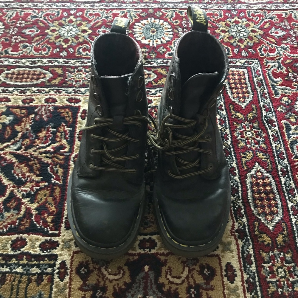 Black doc marten boots